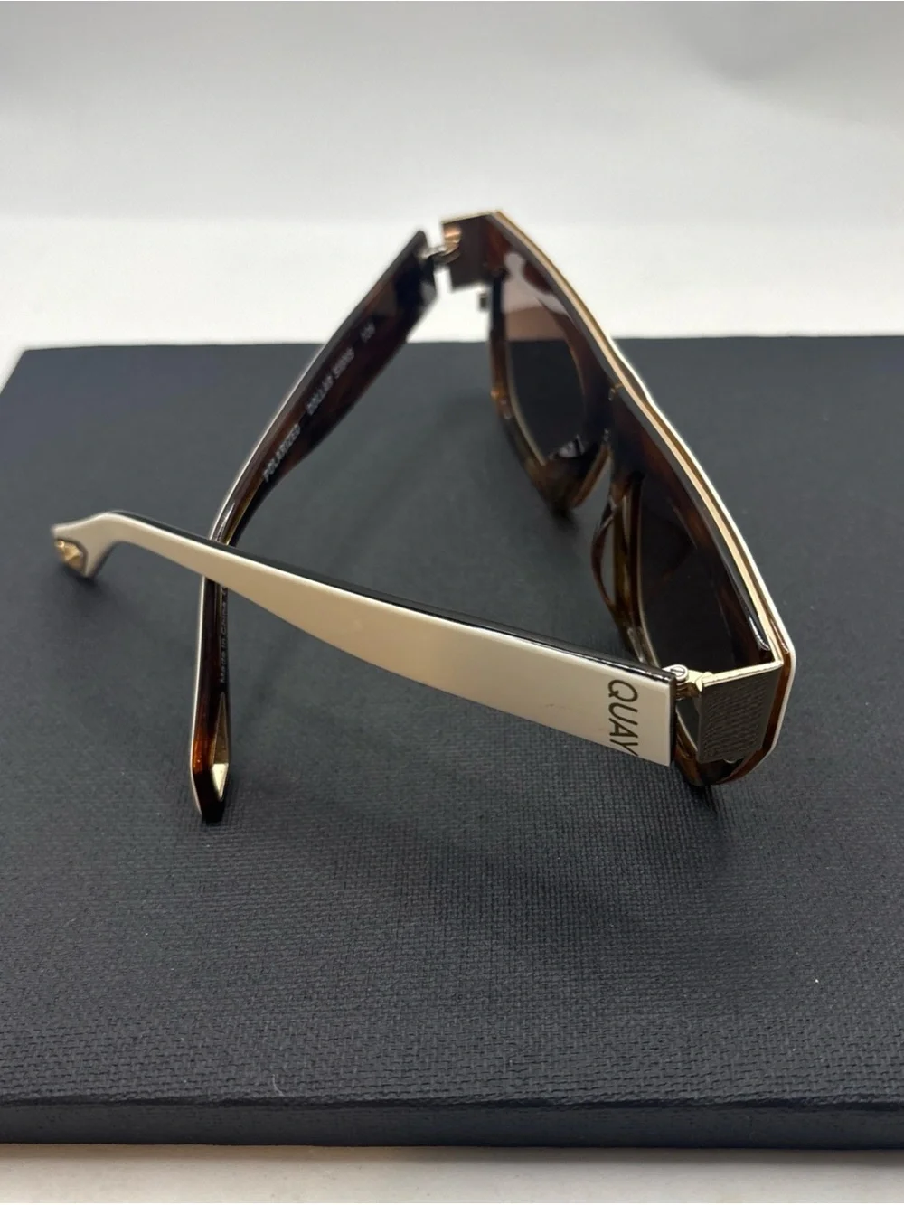 Quay Australia Dollar Signs Sunglasses Ivory/Brown Gold Polarized Cat Eye Trendy